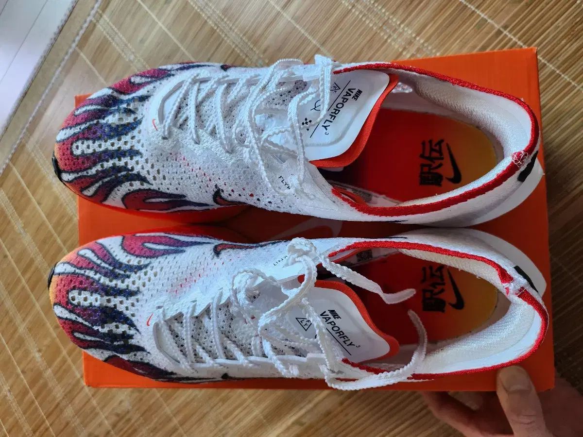 NIKE ナイキ ズーム X ヴェイパーフライ ネクスト 3 白 ハバネロ レッド