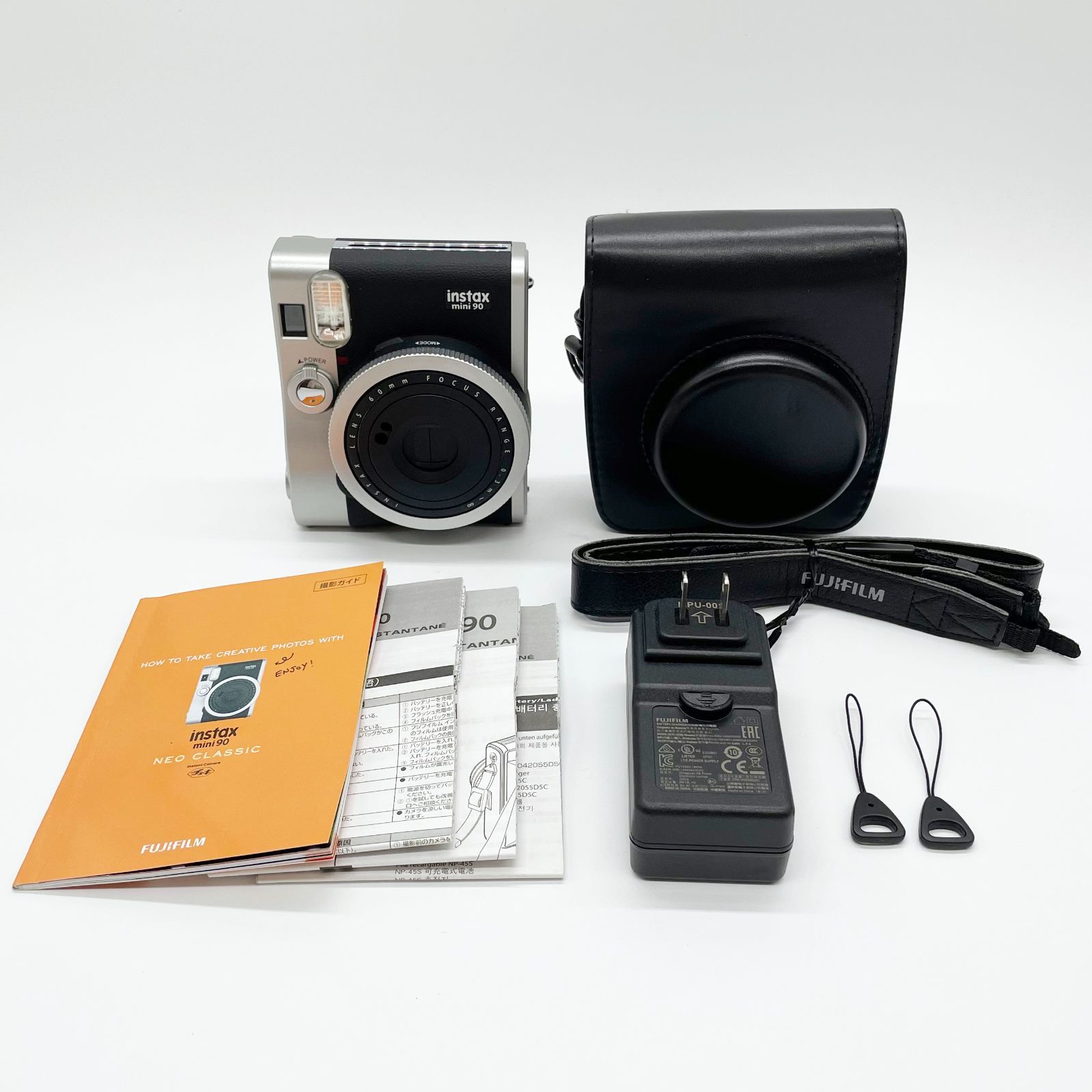 □ほぼ新品 FUJIFILM フジフイルム インスタントカメラ instax □ほぼ新品 FUJIFILM フジフイルム インスタントカメラ instax