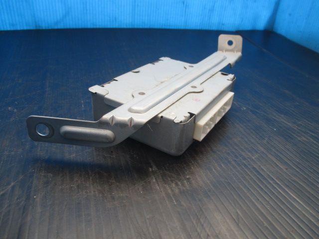 ジムニーJB23W エレクトリカルコントローラ/4AT 中古品 - メルカリ