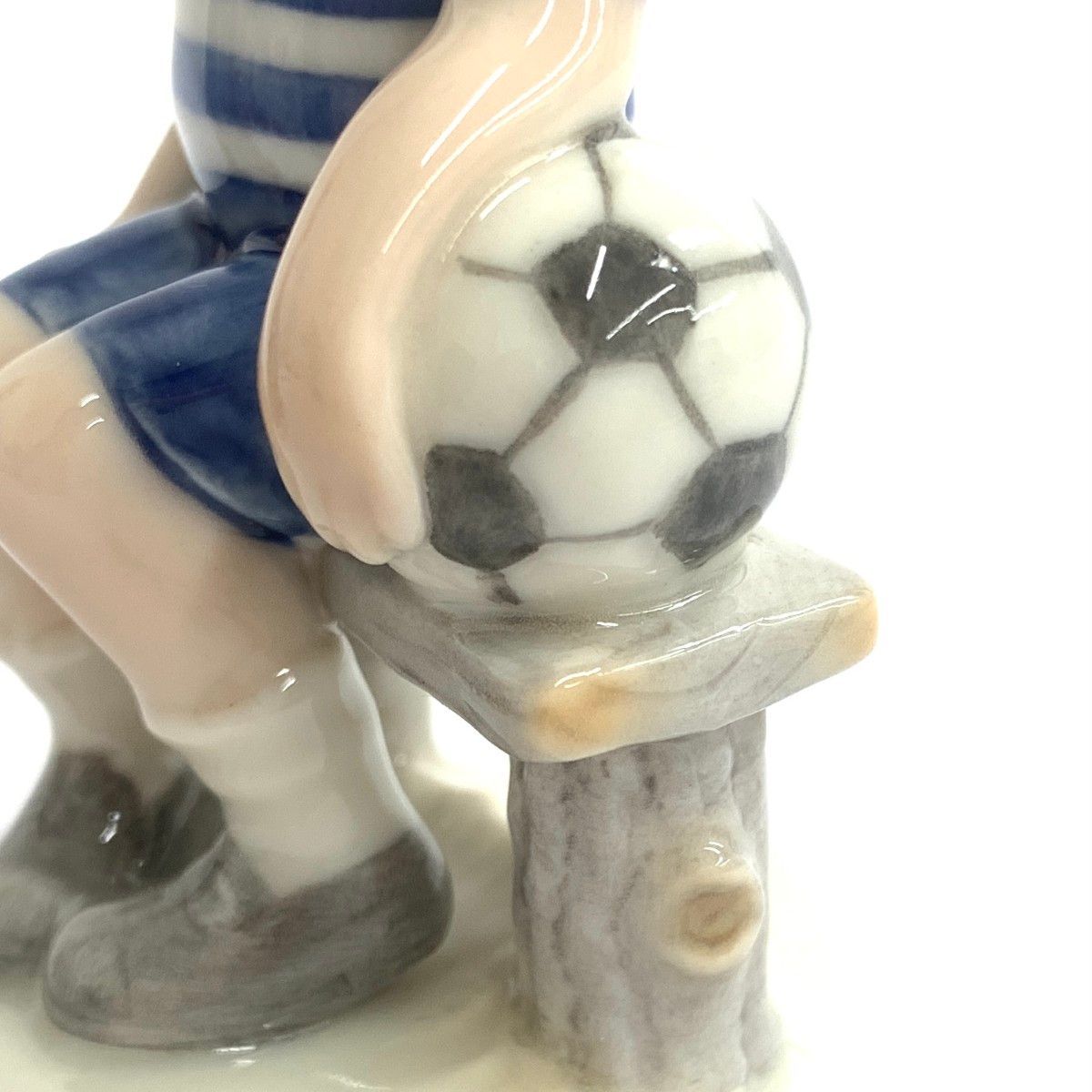 ロイヤルコペンハーゲン2000年フィギュアフレデリック、エマ未使用品 良好 ROYAL COPENHAGEN ロイヤルコペンハーゲン エマ フレデリック