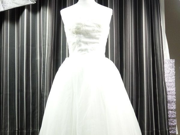 ウエディング ドレス