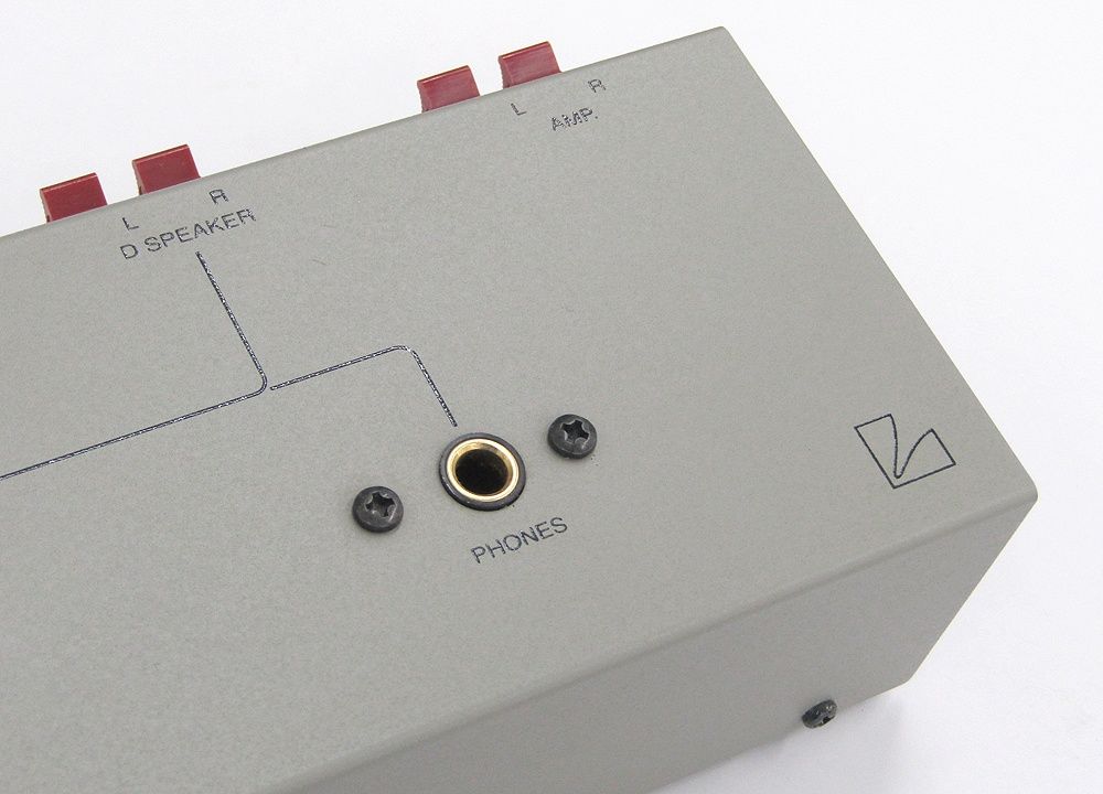 LUXMAN