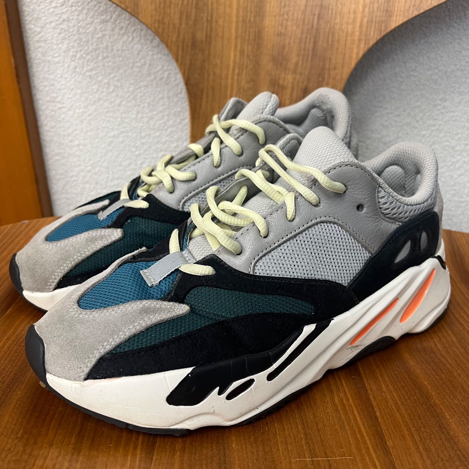 adidas YeezyBoost700 Wave Runner 26.5cm 1004 - メルカリ