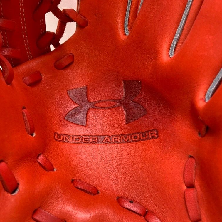 中古品 アンダーアーマー UNDER ARMOUR 軟式 外野手用グローブ