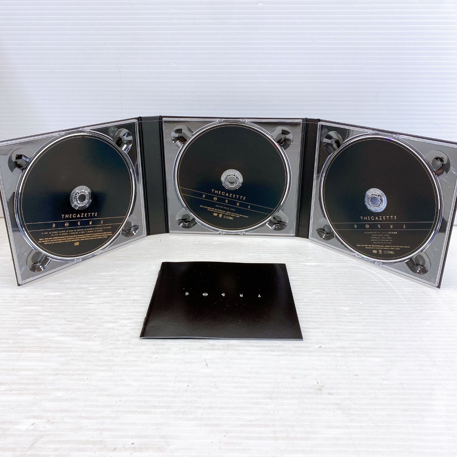 the GazettE パンフレット、写真集セット BLACKMORAL the GazettE パンフレット、写真集セット BLACKMORAL - メルカリ