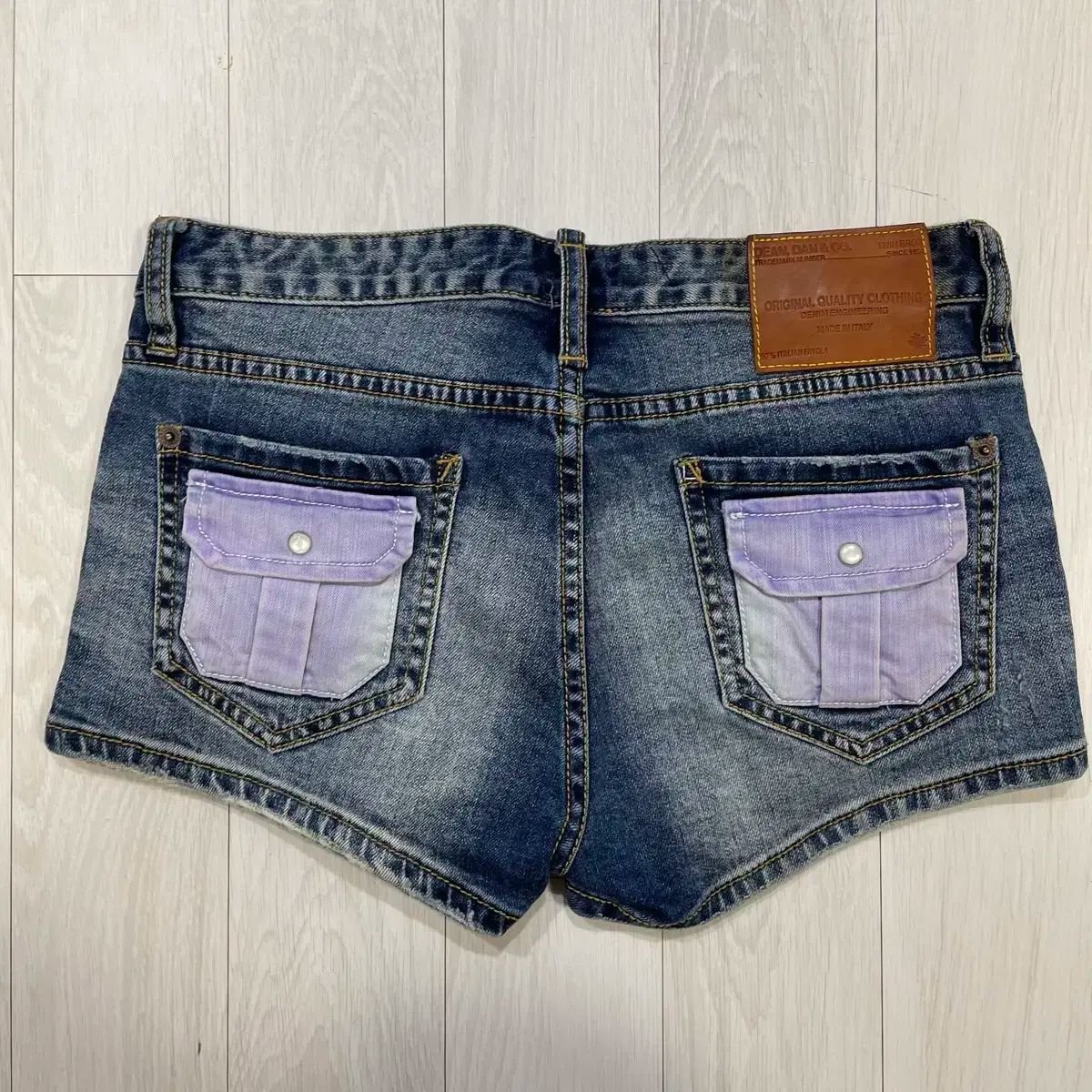 【希少】DSQUARED2 ディースクエアード ショートパンツ（S）黒y2k DSQUARED2 - DSQUARED ショートパンツ 希少モデルの通販 by
