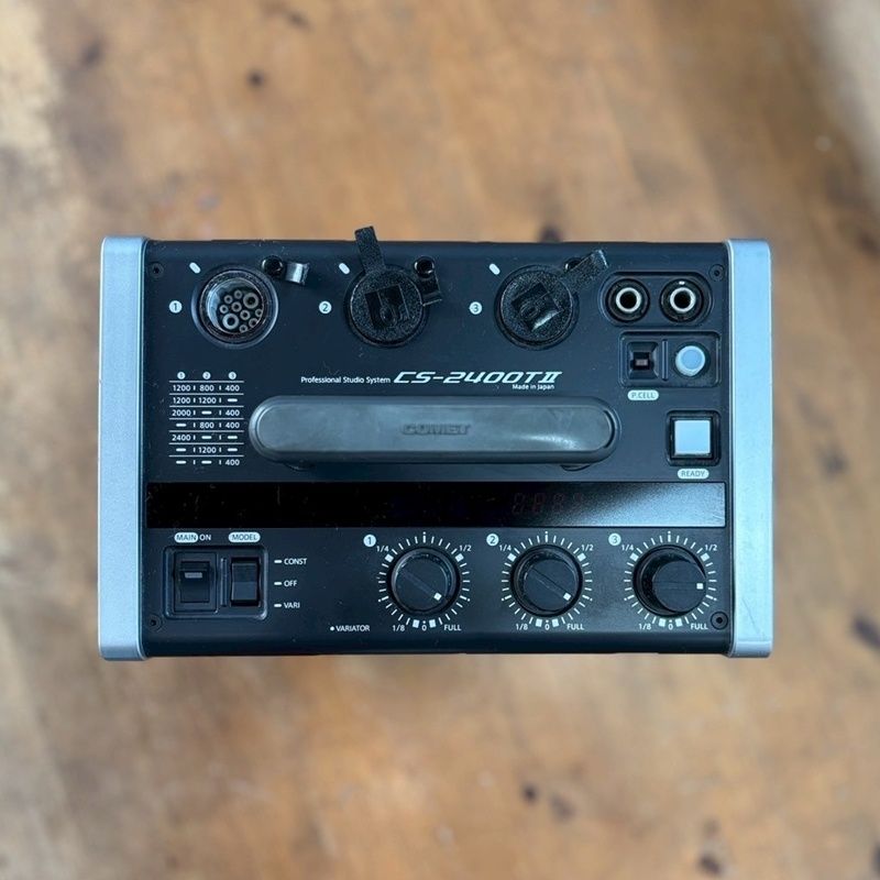 Comet CB-2400 IV コメット ストロボ ジェネ 完動品。 CS-2400T-RS｜ストロボ スタジオ撮影はCOMET コメット株式会社