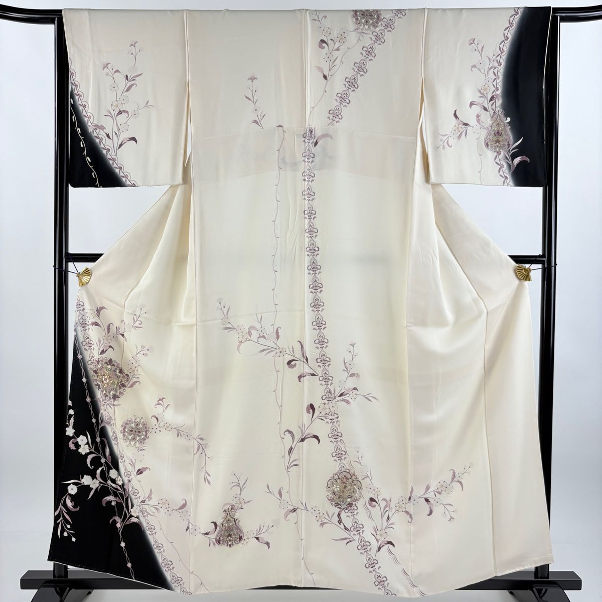 訪問着 身丈158.5cm 裄丈65cm M 袷 華文 草花 金糸 刺繍 クリーム 正絹 秀品