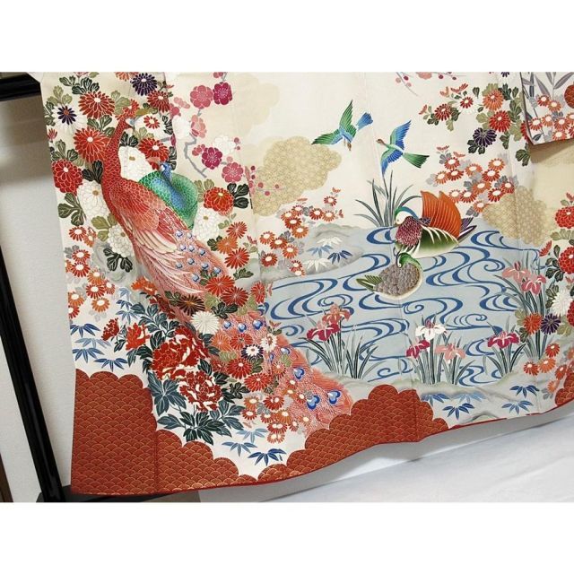 振袖 正絹 綸子 刺繍 孔雀に牡丹 四季花文 158cm前後ベスト 美品 