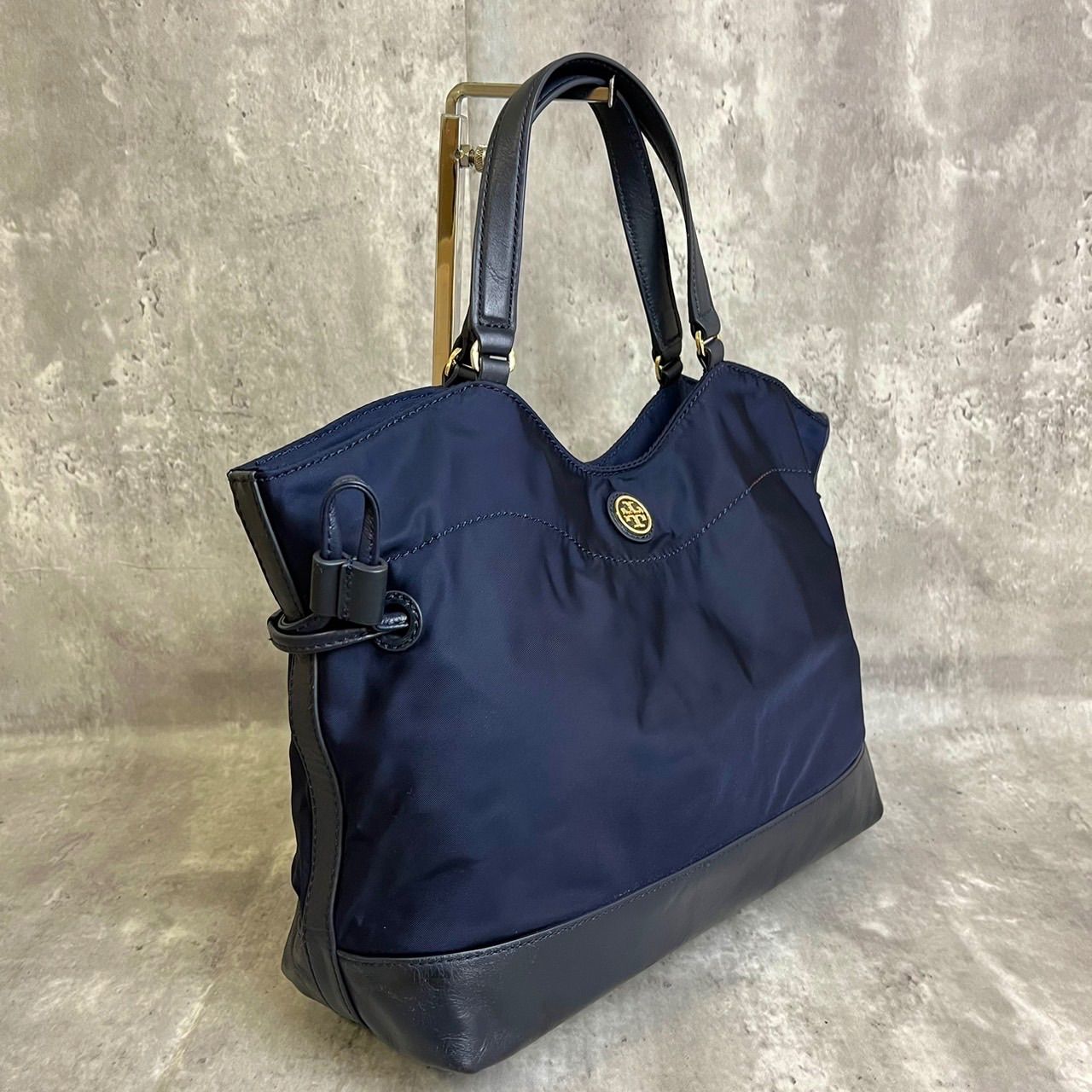 ✨良品✨Tory Burch トリーバーチ トートバッグ ハンドバッグ ロゴ金具 