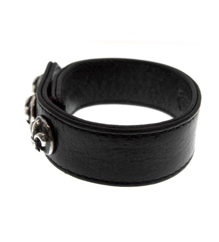 クロムハーツ 3ボタン レザーブレスレット BSフレア 希少！クロムハーツ人気のレザーブレスレット BS フレア モチーフ