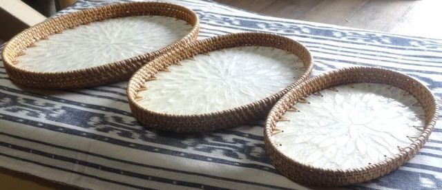 猫のミルクガラスキャンディディッシュ Cat on nest アメリカ製 ミルク