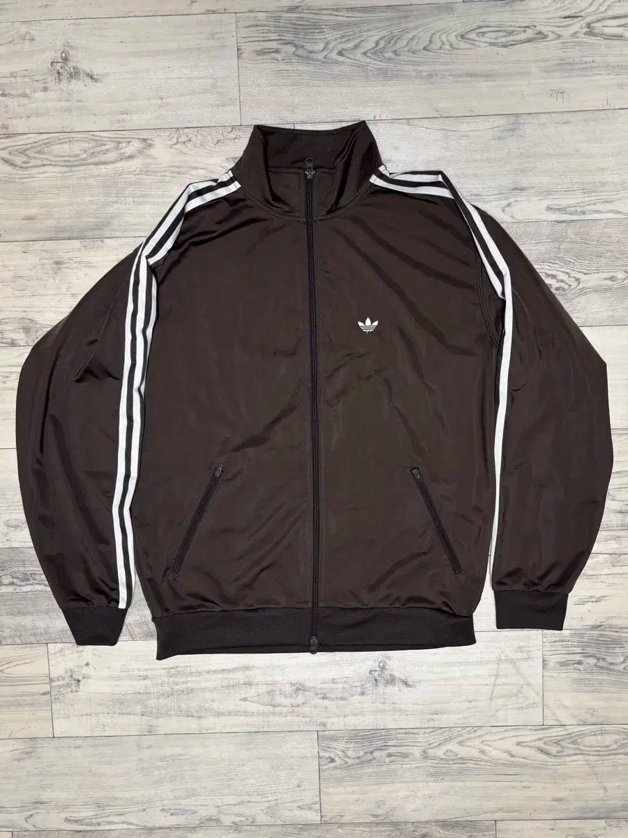 ◈ adidas