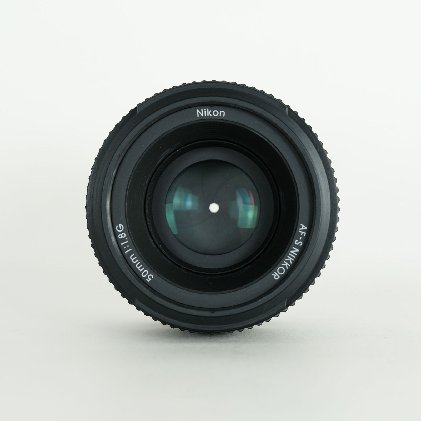 美品 Nikon ニコン AF-S 50mm f1.8G レンズ + フィルター 美品 Nikon ニコン AF-S 50mm f1.8G レンズ + フィルター（AF-S