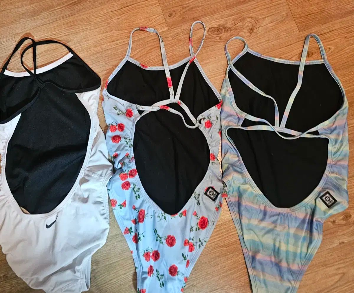 28 サイズ NIKE ナイキ ホワイトカットアウト JOLYN パールビーチ ワイルド ローズ