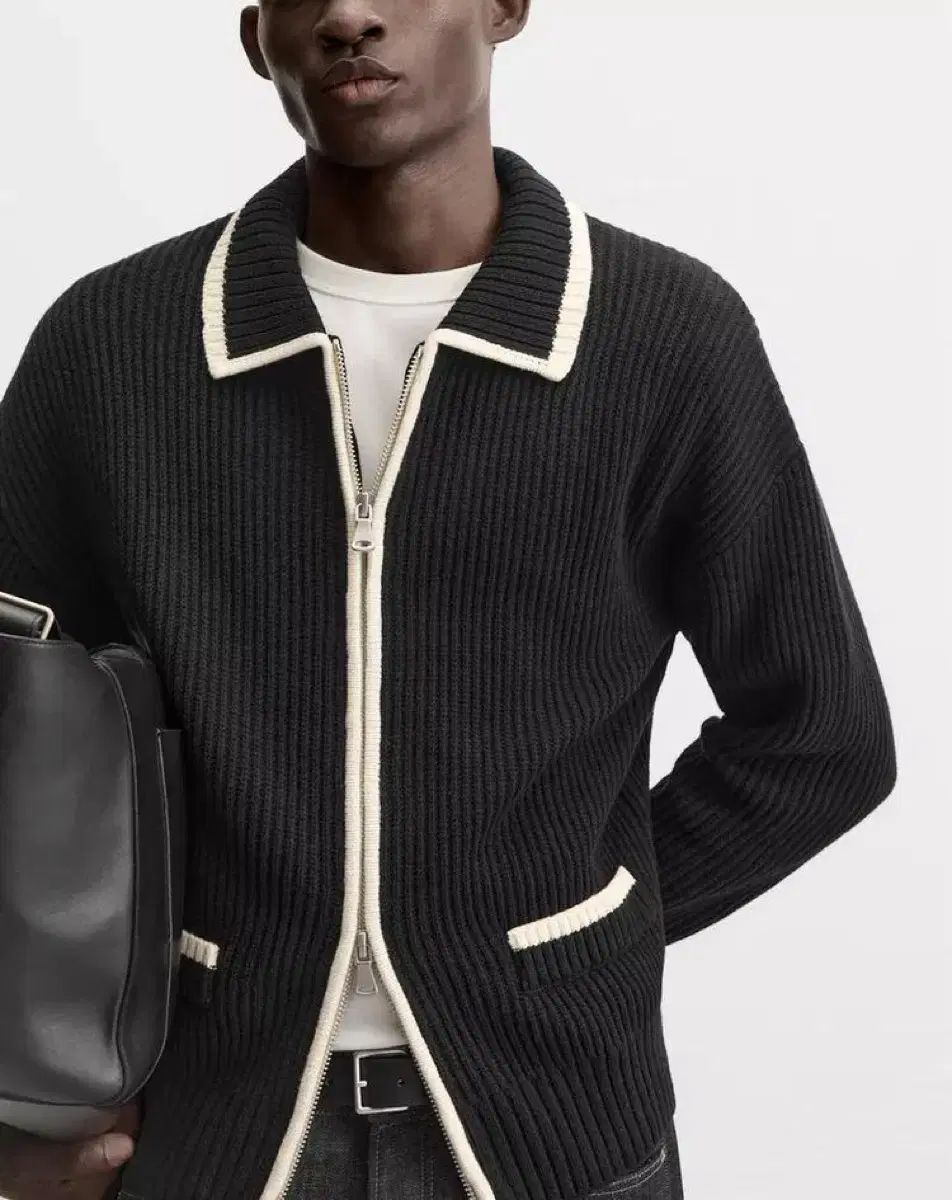 コントラストジップアップカーディガン - ブラック | ZARA Japan