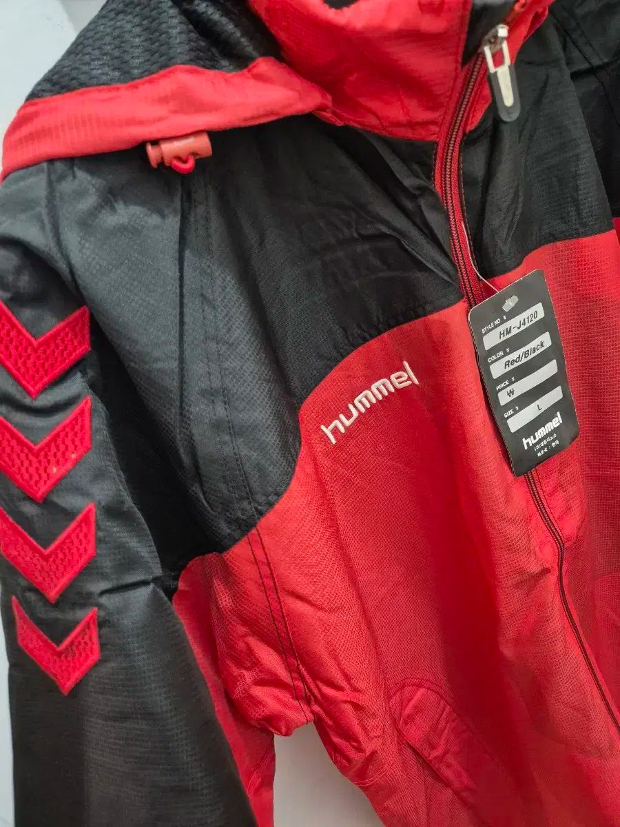 hummel(ヒュンメル) ウィンドブレーカー レッド/ブラック 新品 95 楽天