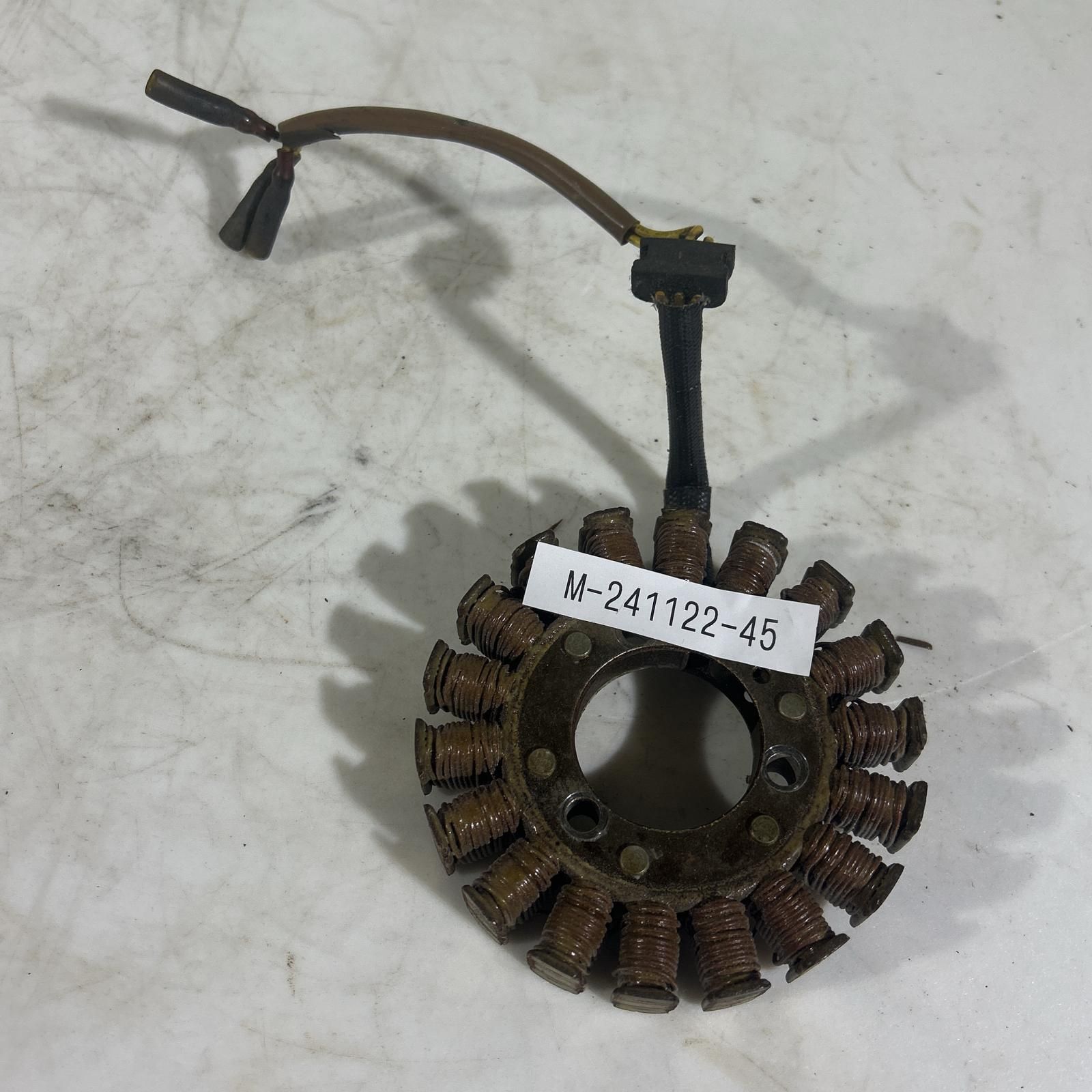 KAWASAKI GPZ400F ステーターコイル