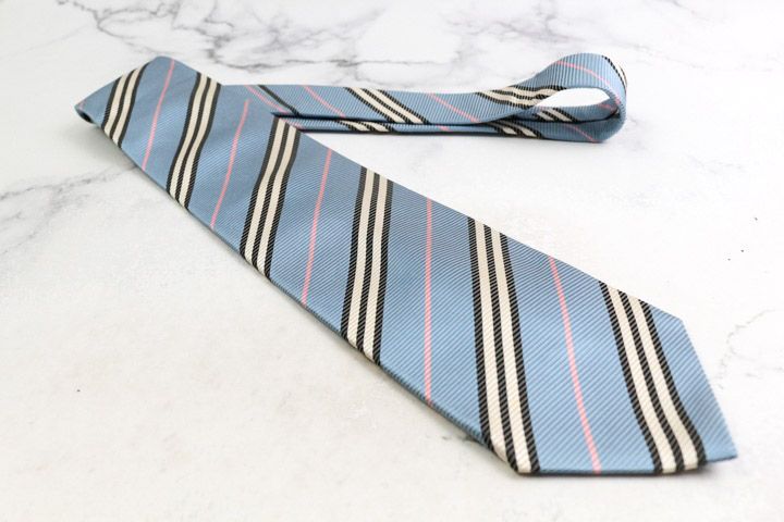 【美品】BURBERRY ストライプ シルク ノバチェックネクタイ バーバリー 最高級シルクネクタイ ノバチェック バーバリー 高級シルク
