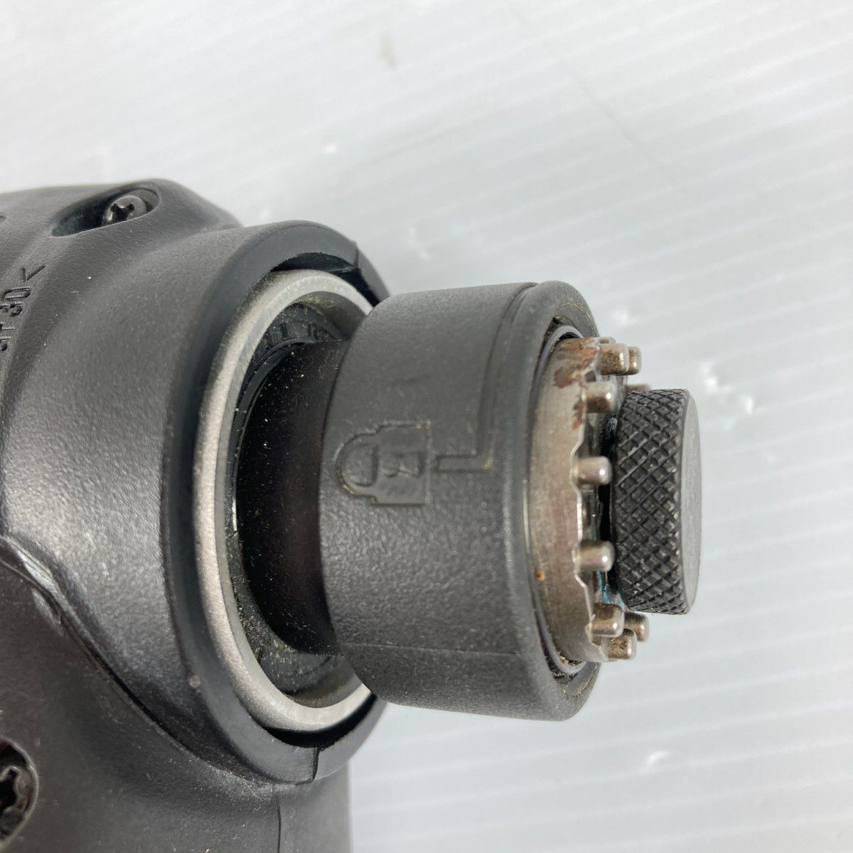 季節感 ＊＊HiKOKI ハイコーキ 18V コードレスマルチツール バッテリ1個付属 充電器なし PSEマークあり CV18DBL グリーン 送料無料。 