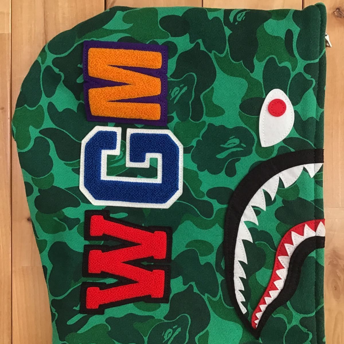 渋谷限定 BAPE camo シャークパーカー shark ベイプ ape 迷彩 - メルカリ 