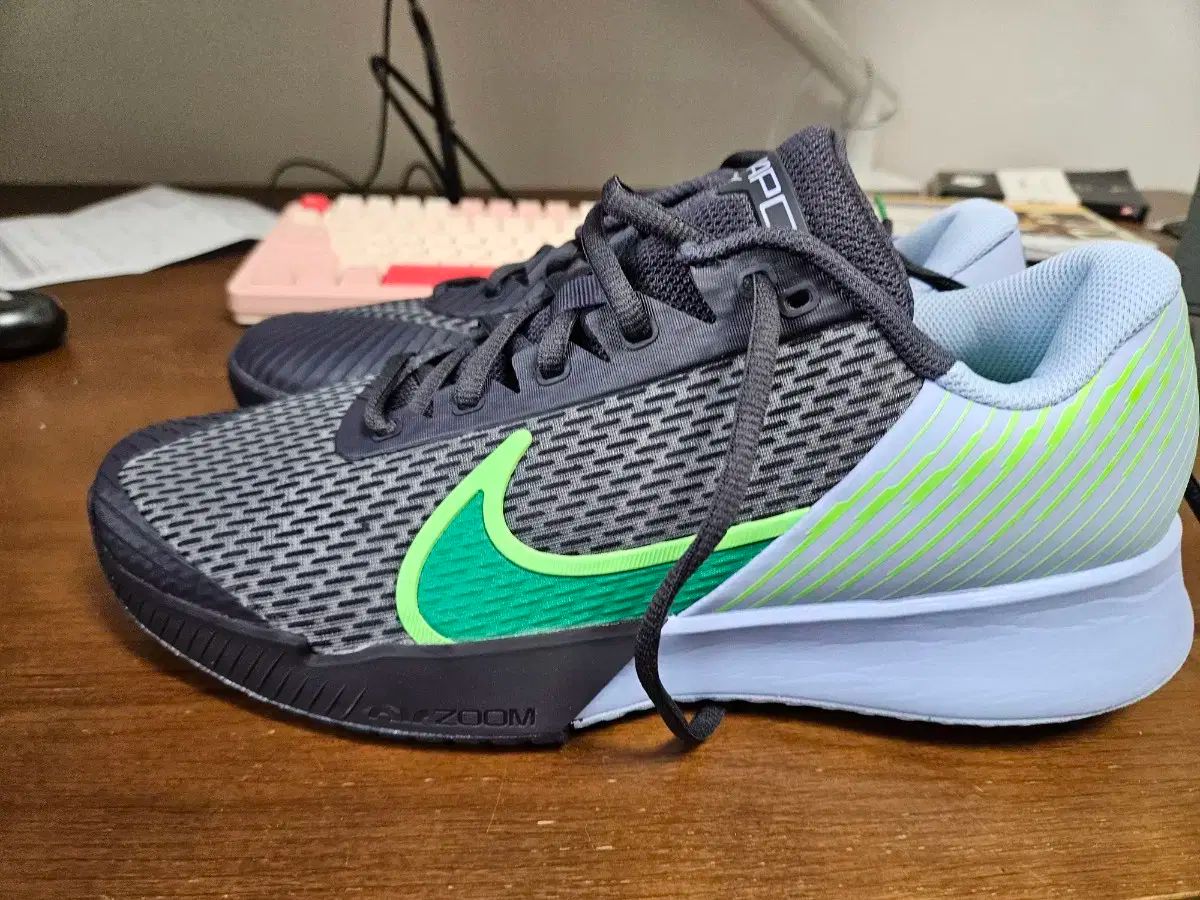 NIKE ナイキ ズーム ヴェイパー プロ ナイキコート テニスシューズ 275