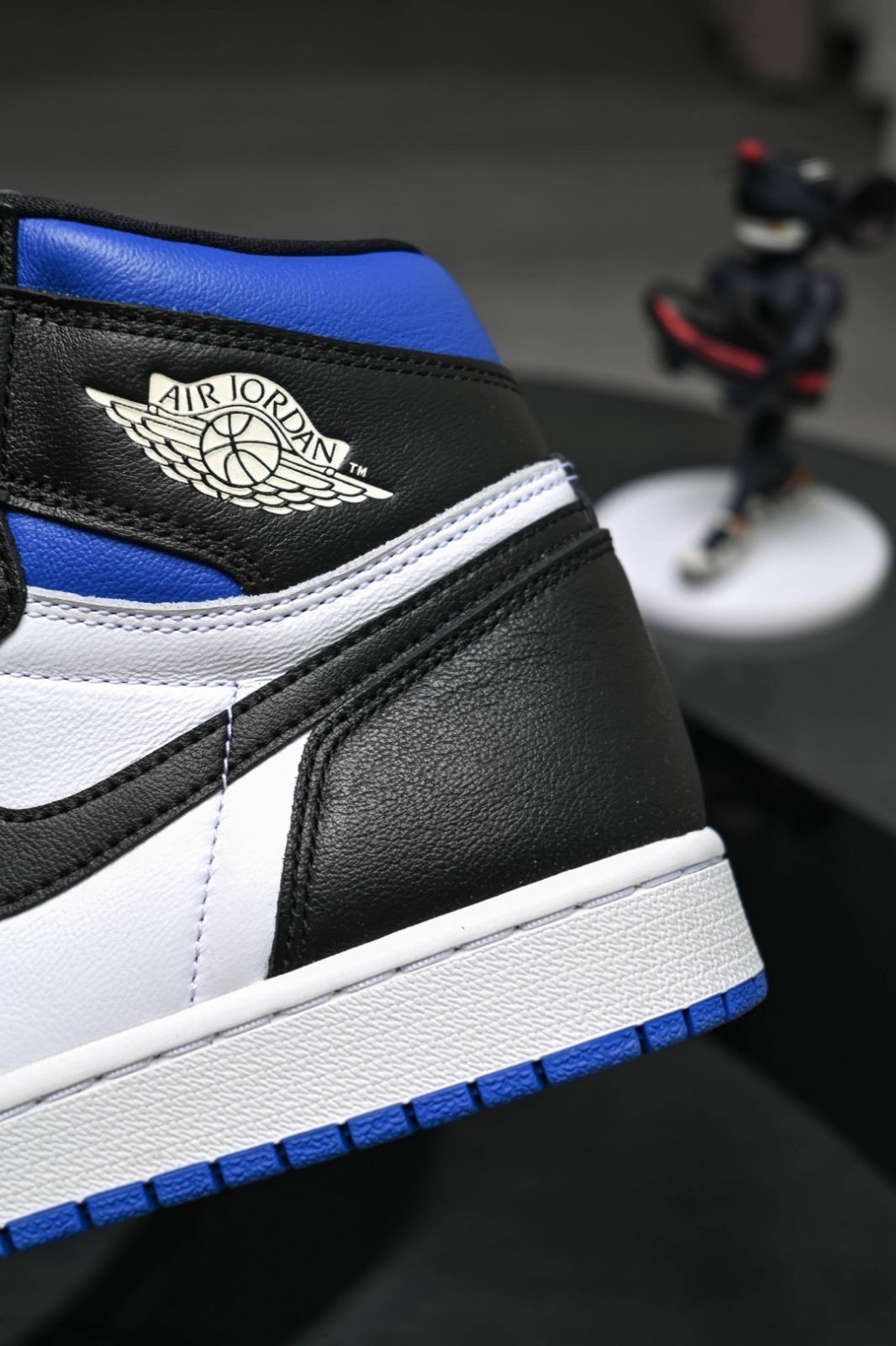 新品未使用 箱付 NIKE AIR JORDAN 1 RETRO HIGH OG "ROYAL TOE" (555088-041) ナイキ エアジョーダン 1 レトロ ハイ OG "ロイヤル トゥ"