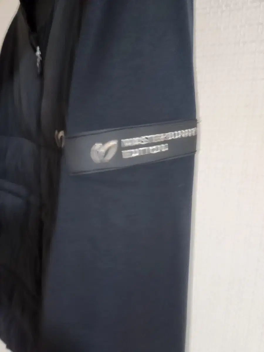 エディション ブラック