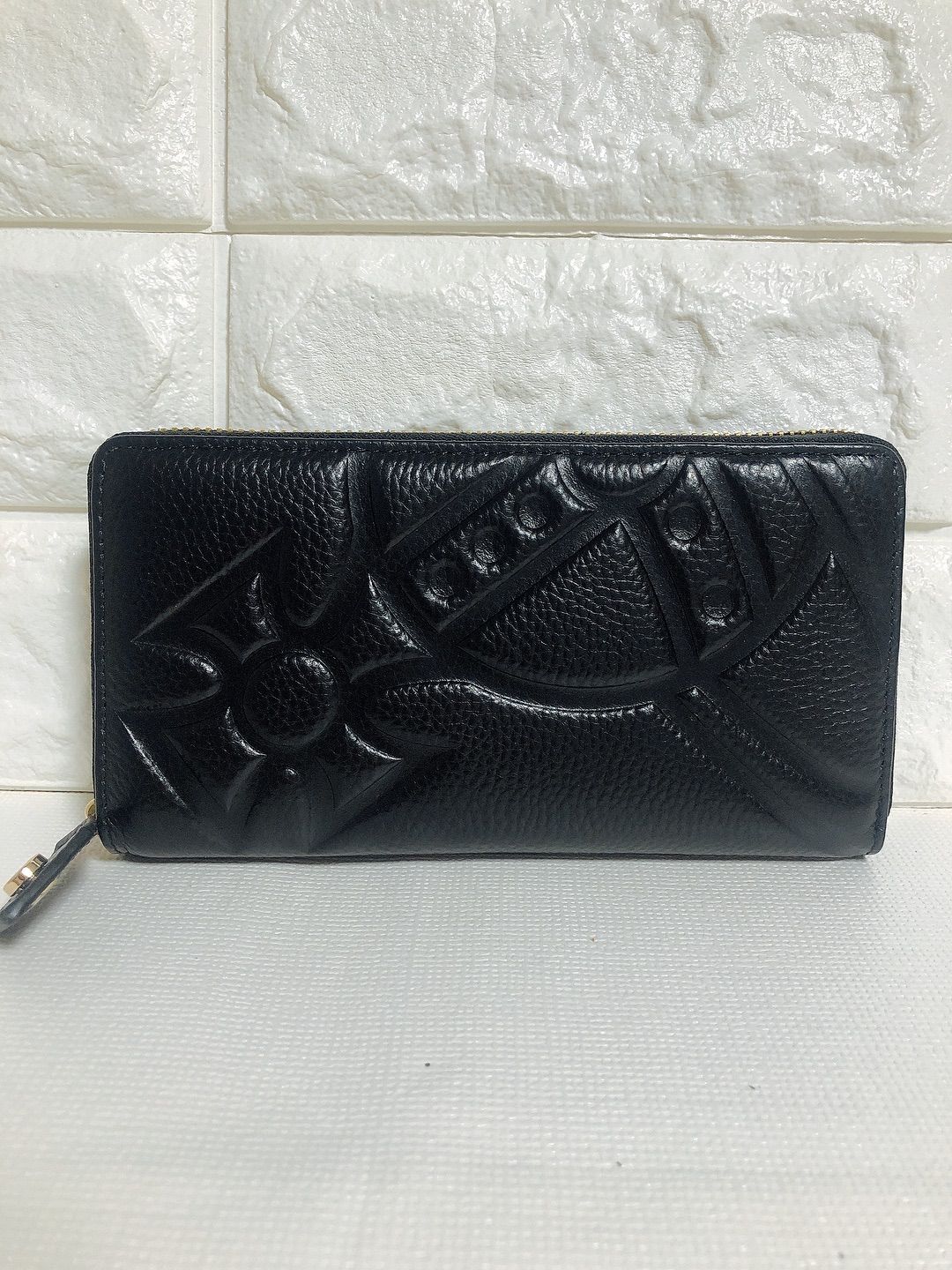 新品】ヴィヴィアンウエストウッド 長財布 黒 - メルカリ