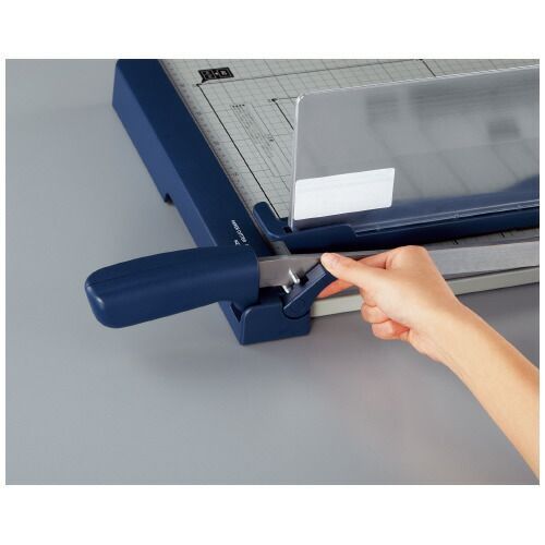  ペーパーカッター 押し切り式 Ａ３ DN G 101 コクヨ 裁断機 ディスクカッター はさみ カッター