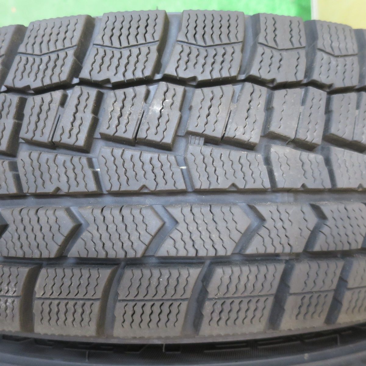 ☆バリ山☆ 23年！ダンロップ スタッドレス 185/65R15 PCD100