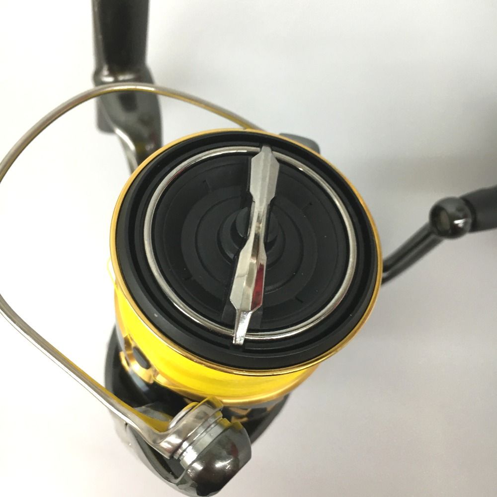 △△SHIMANO シマノ スピニングリール 20ツインパワー 3000MHG 外箱