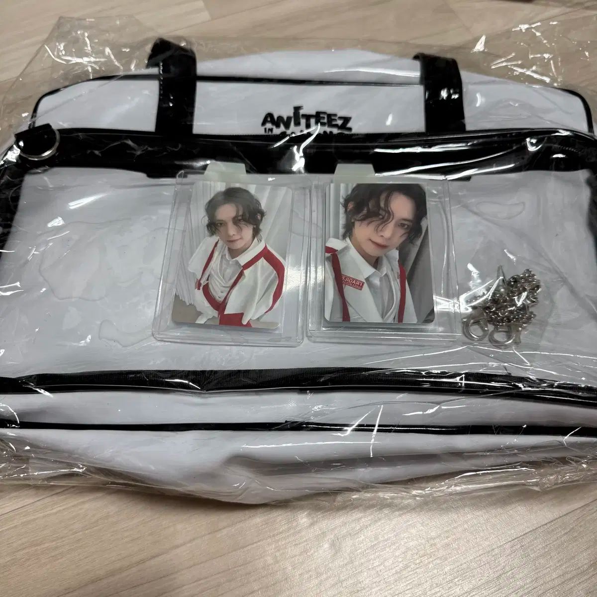 ATEEZ ANITEEZ POP UP ポケットショルダーバック ATEEZ ANITEEZ POP UP ポケットショルダーバック - メルカリ