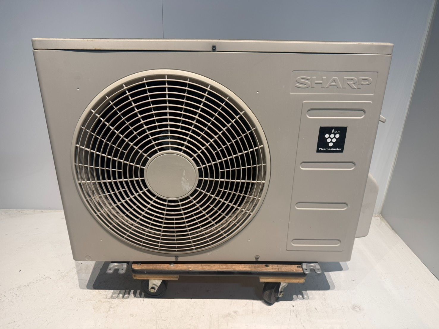 261 SHARP 2019年製エアコン 14～16畳用 - メルカリ