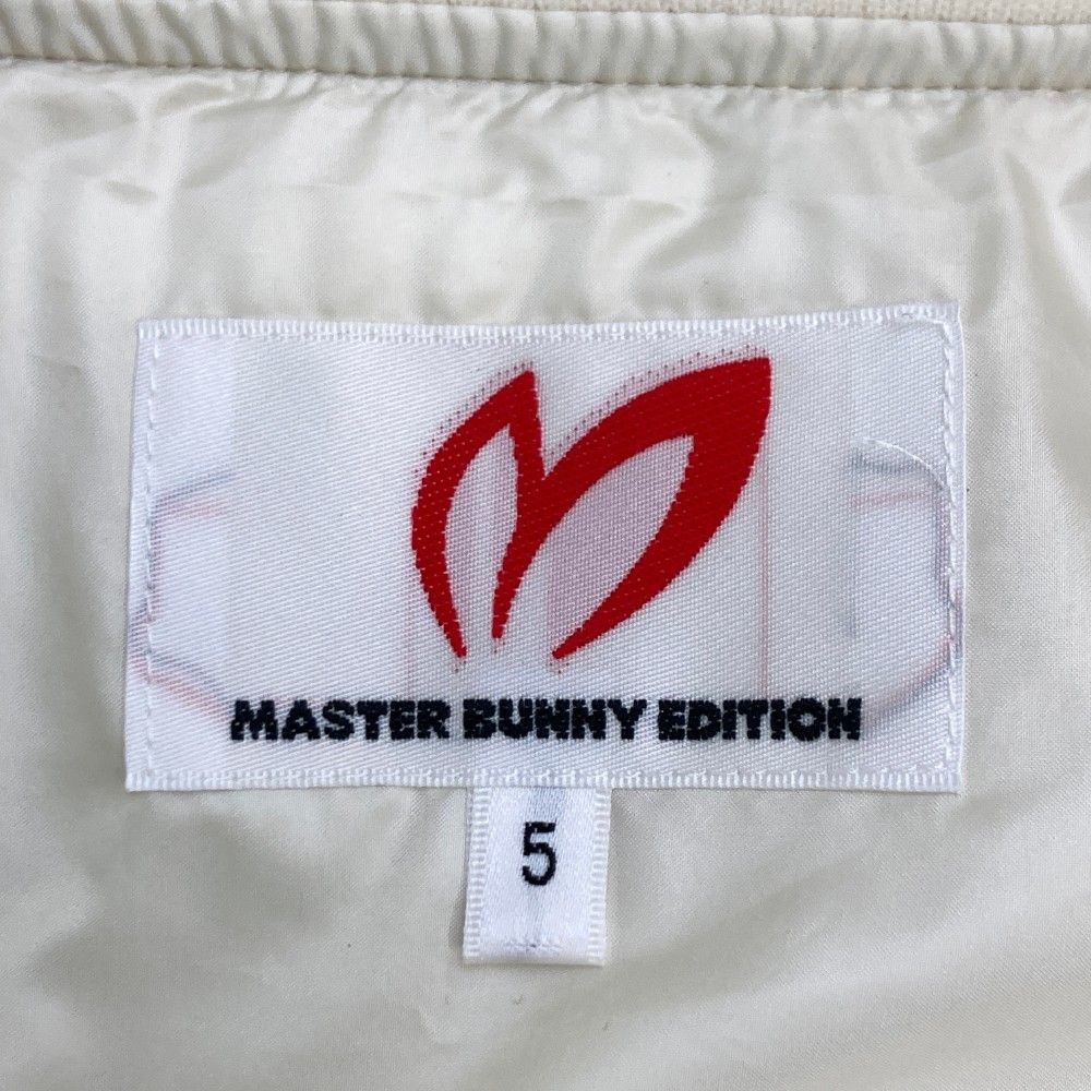 サイズ：5 MASTER BUNNY EDITION マスターバニーエディション  ダウンベスト  ベージュ系 [240101414138] ゴルフウェア メンズ ストスト サイズ：5 MASTER BUNNY EDITION マスターバニーエディション