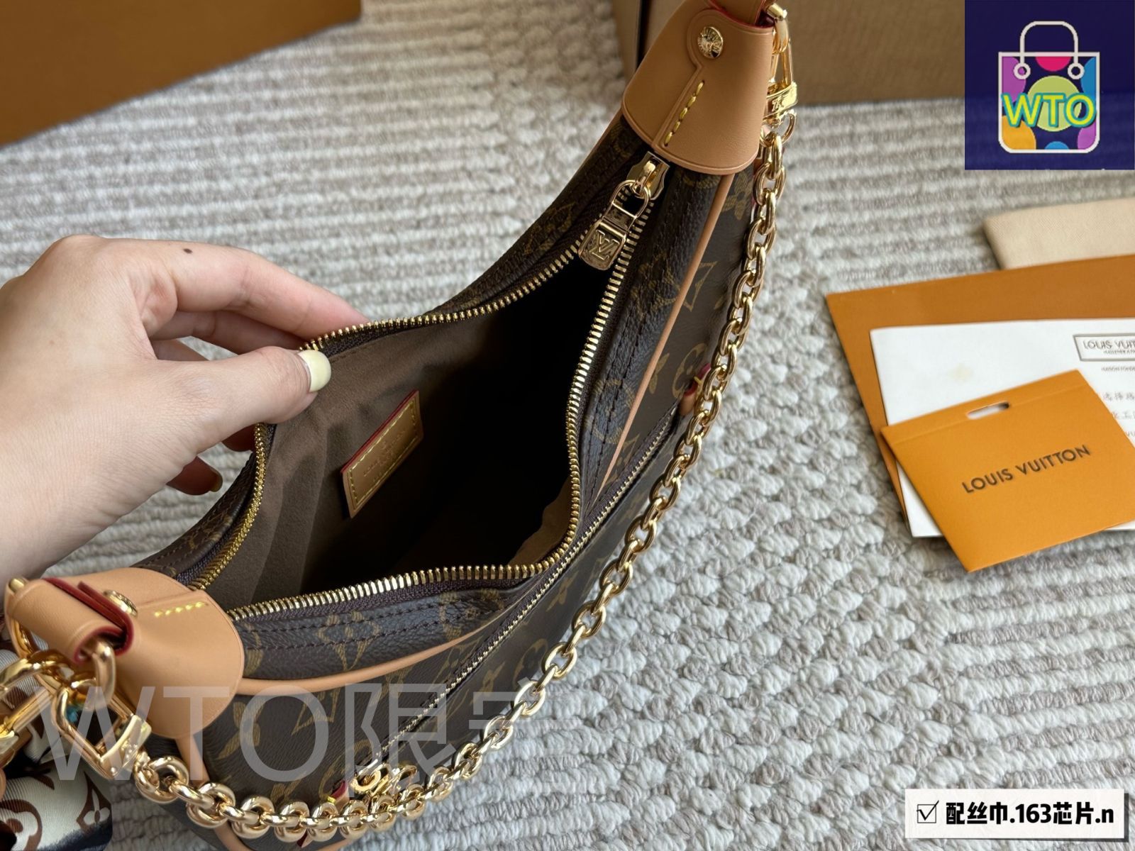 Louis Vuitton 上品な【ループ バッグ】カーフスキン チェーン Louis Vuitton 上品な【ループ バッグ】カーフスキン チェーン