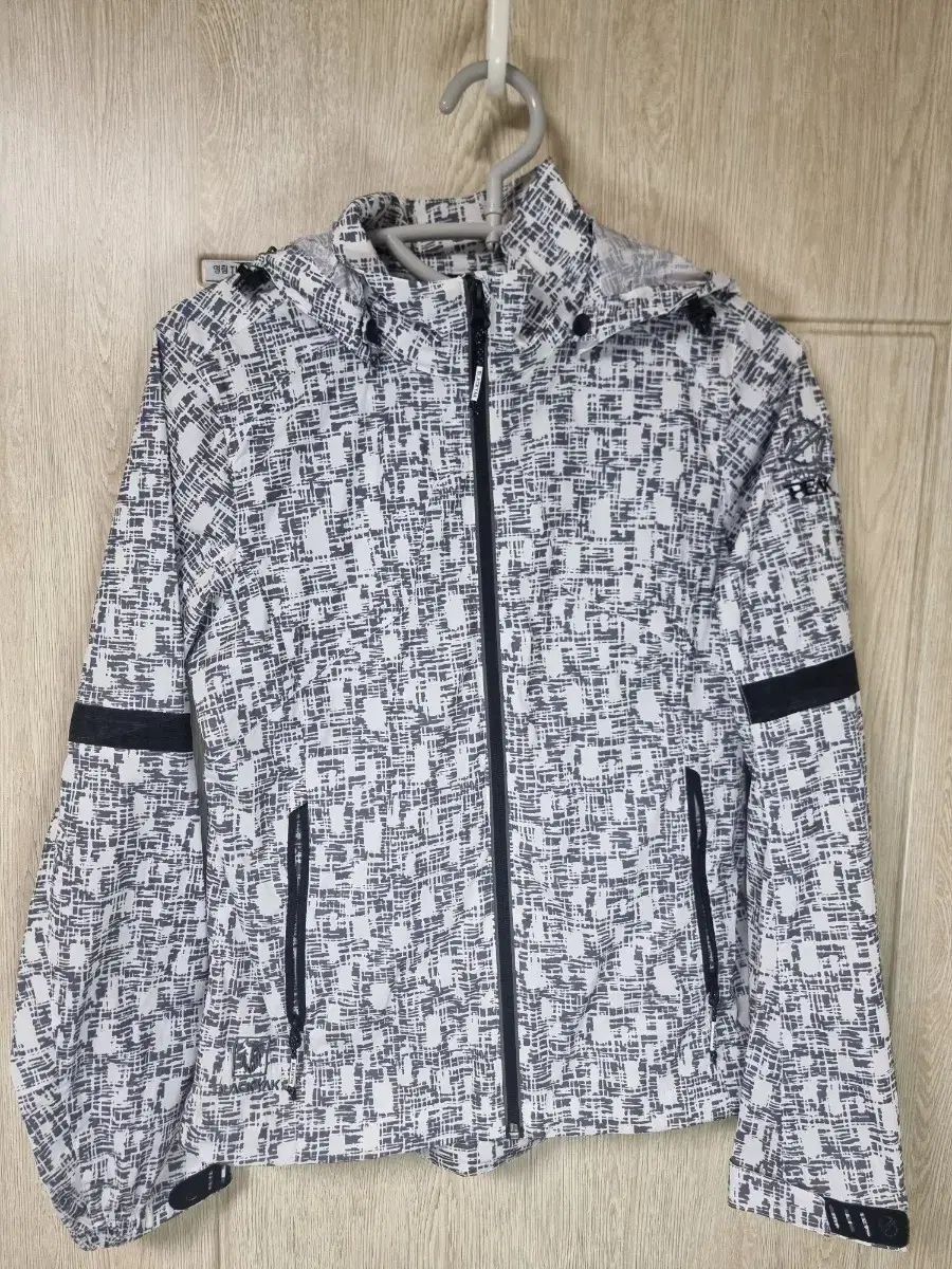 室内試着のみ】TANGRAM×CLUBHAUS コーチジャケット XXL 黒