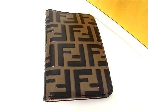 美品 FENDI iPhone14 スマホケース ズッカ柄 エンボス ブラウン 美品 FENDI iPhone14 スマホケース ズッカ柄 エンボス ブラウン