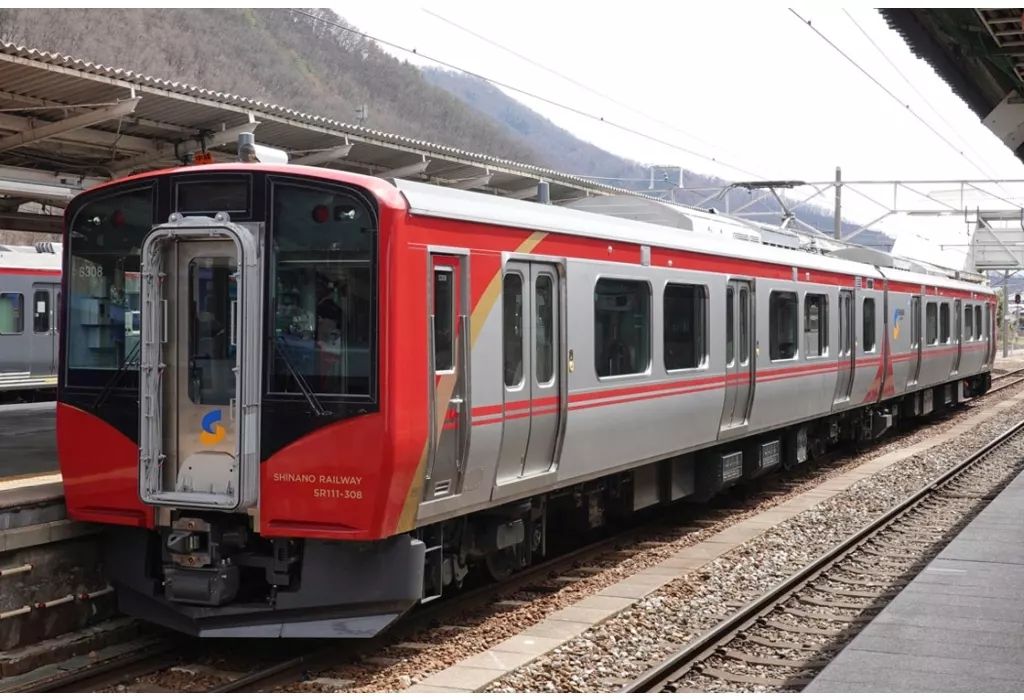 中古】鉄道模型 1/150 しなの鉄道 SR1系300番代電車セット(2両) [98147