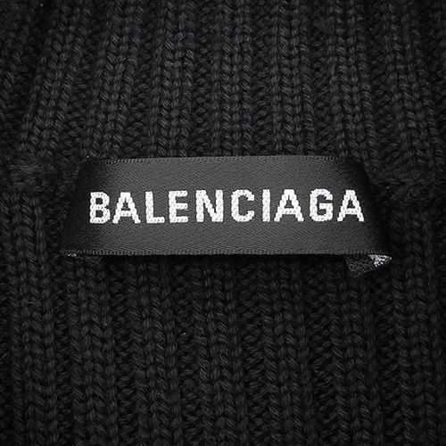 美品　BALENCIAGA　ニットセーター　タートルネック　バックロゴ BALENCIAGA(バレンシアガ) バックロゴ タートルネックニット