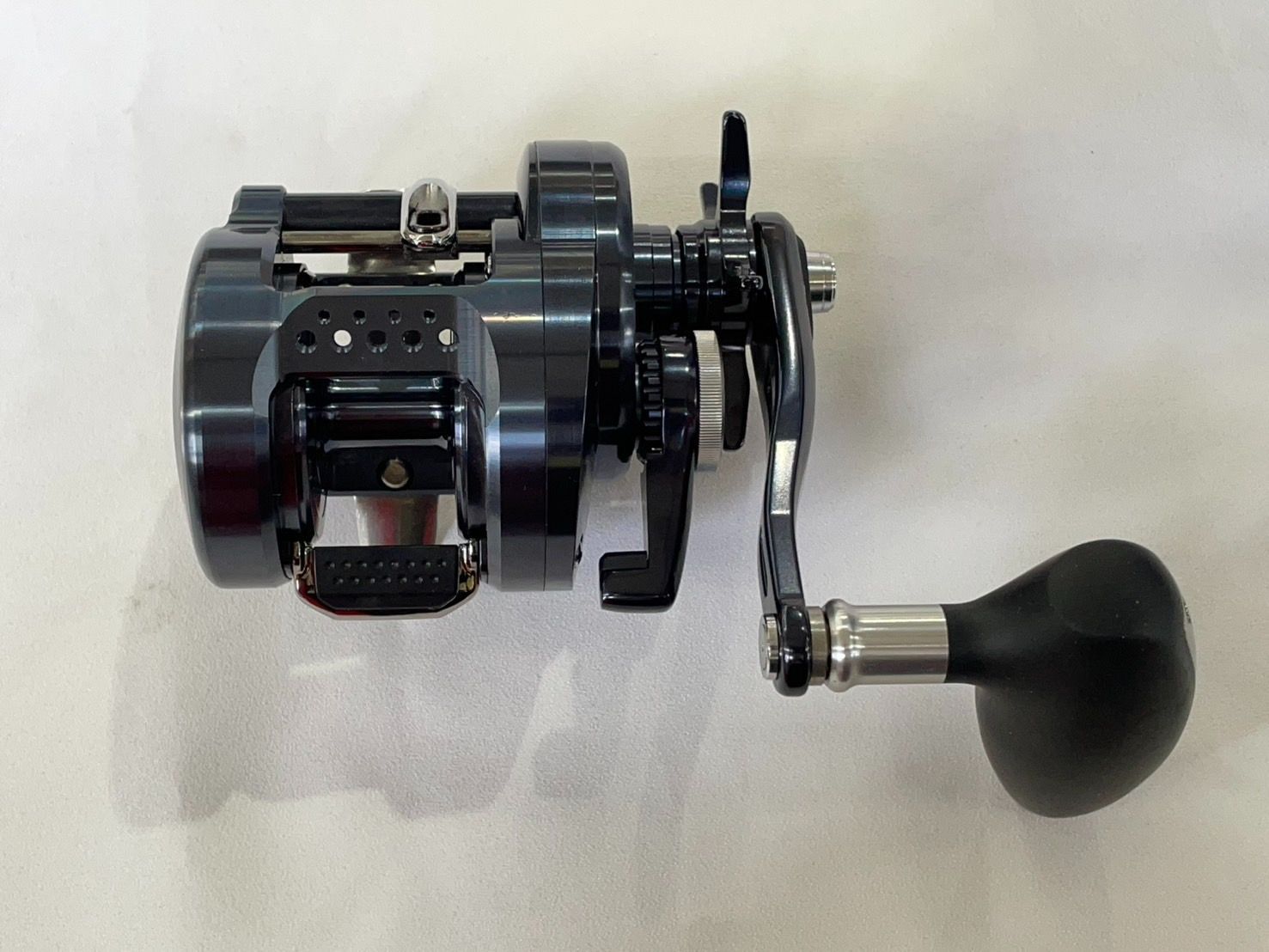 シマノ オシア コンクエスト 300HG 右 (リール) 価格比較 - 価格.com