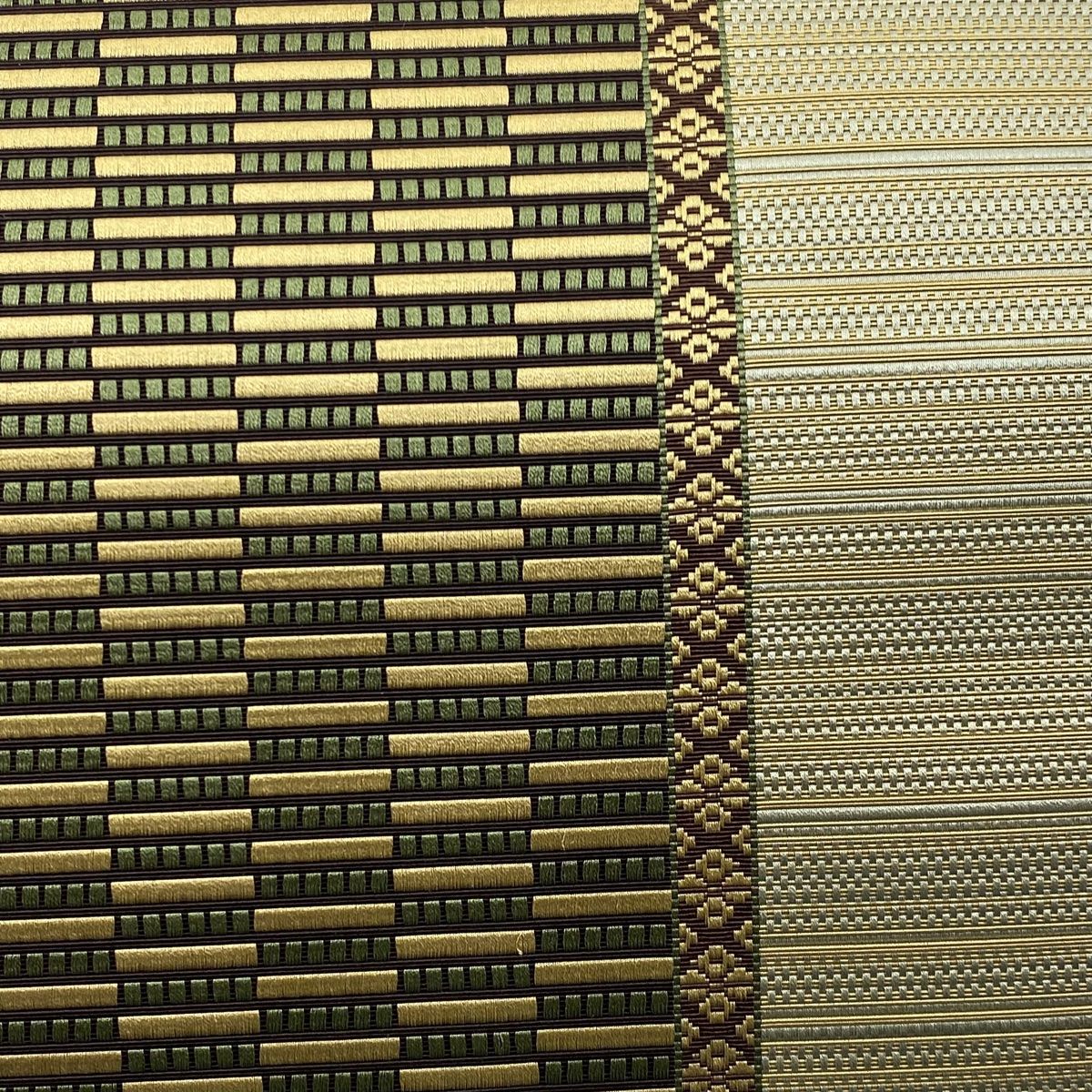 名古屋帯】 アイボリー 本場筑前博多織 松葉仕立て 流水のような幾何学