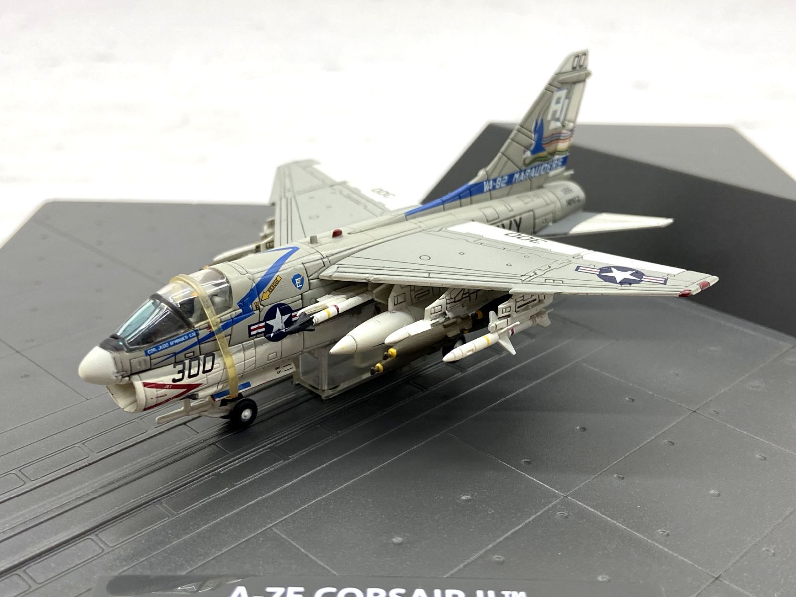 センチュリーウイングス 1/144 A-7E コルセアⅡ マローダーズ 1978 Century Wings 655065 - A-7 Corsair II Diecast Model, USN VA