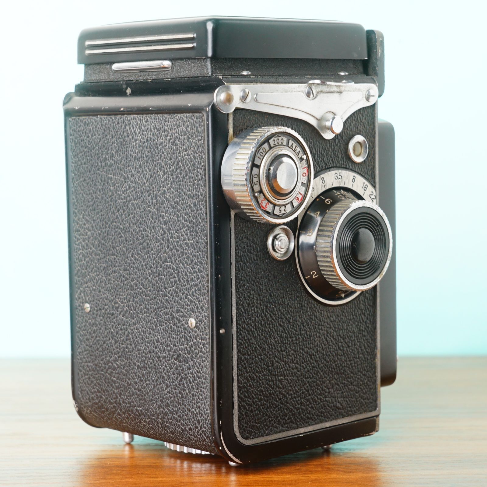 完動品◎YASHICAFLEX C型 二眼レフ フィルムカメラ #429 国産二眼レフ「ヤシカフレックスC型」で撮る軽快スナップ