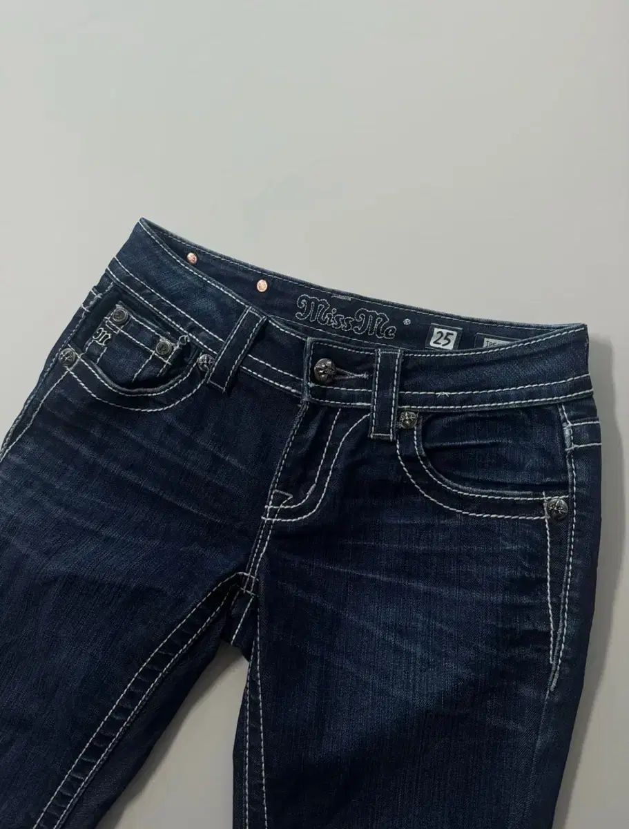 デニム ブーツカット