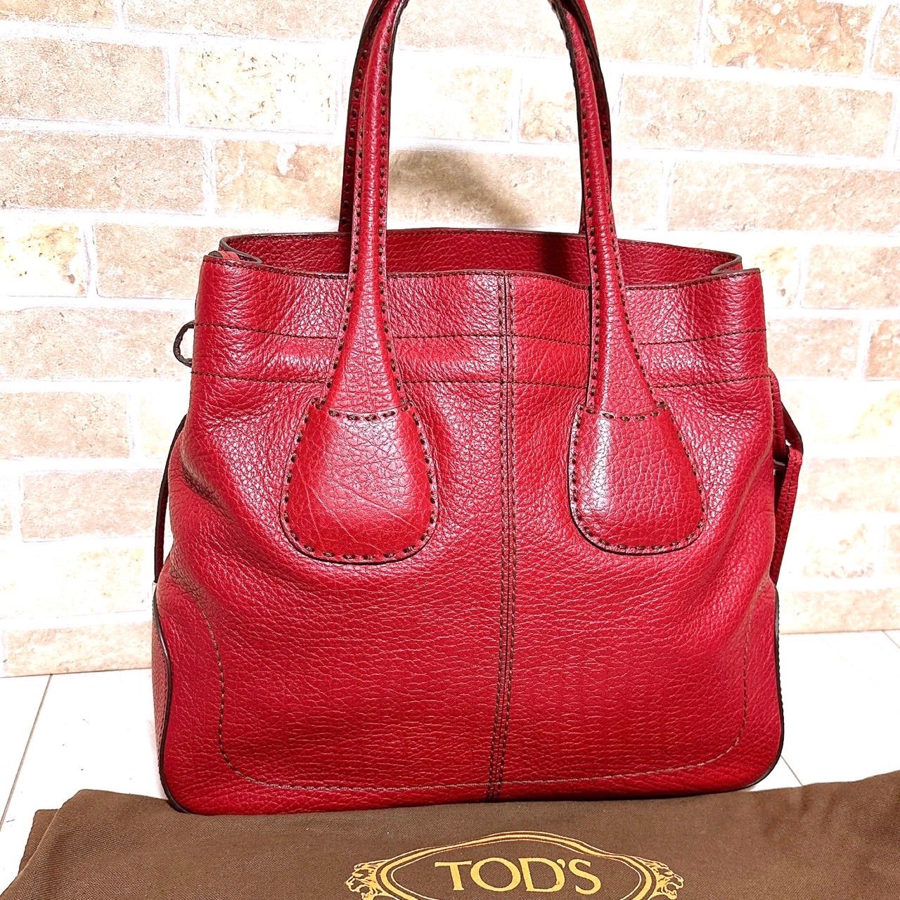 TOD'S 赤 レザー ハンドバッグ Woman RED Tod's Di Bag Folio in Leather Medium