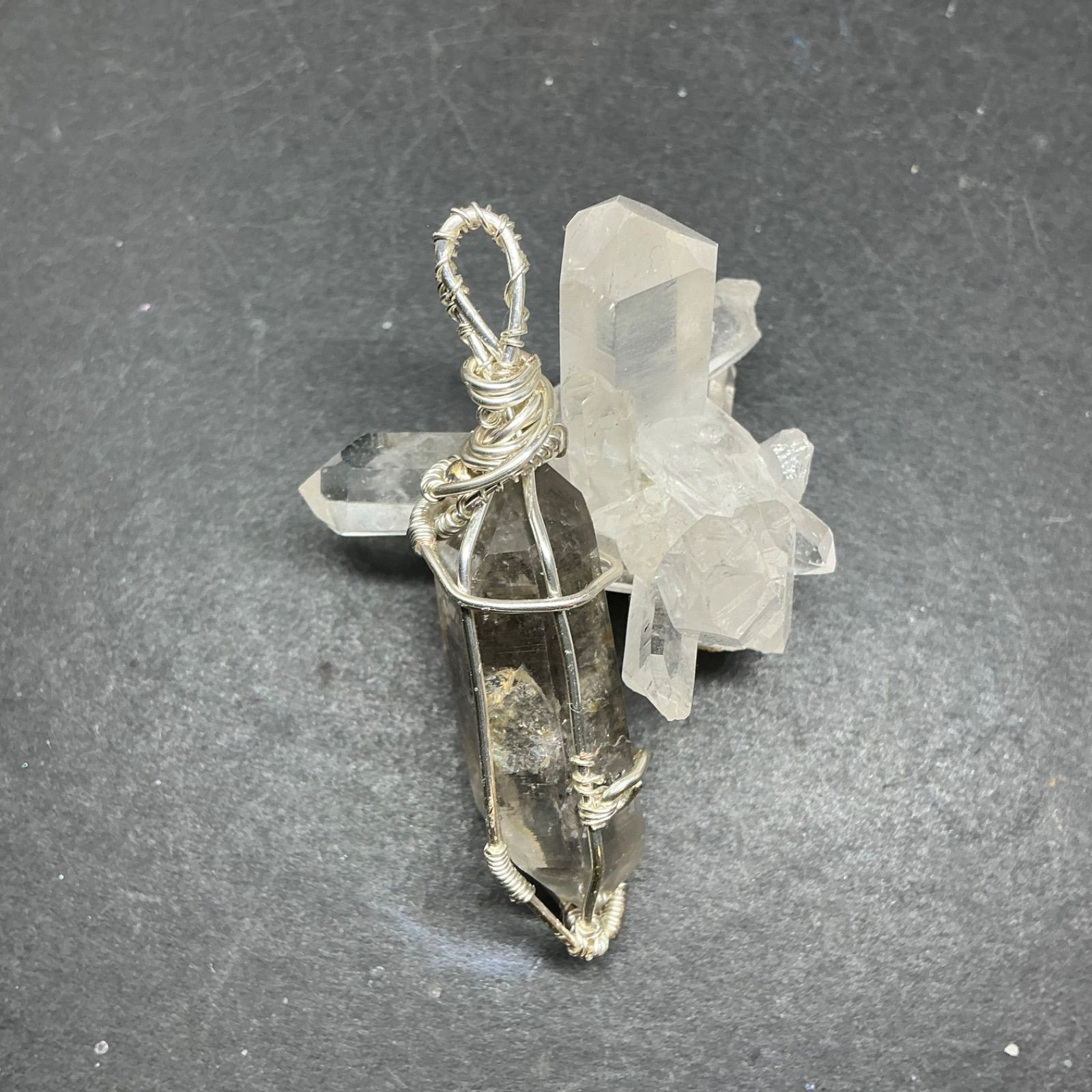 ♤ ♣︎ハンドメイドペンダント♧ ♠︎ハーキマーダイヤモンド☆ 両剣