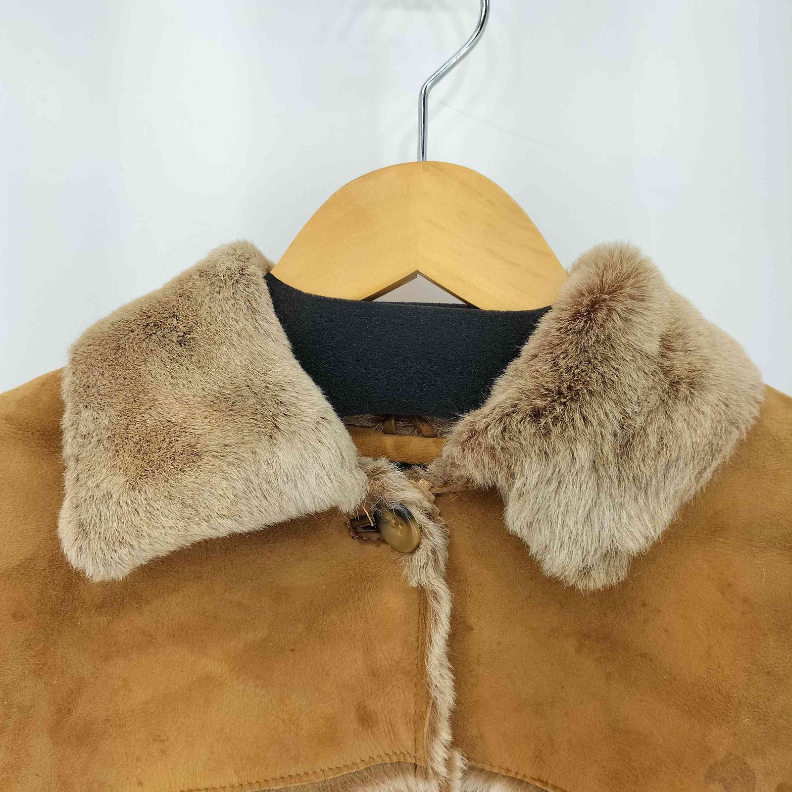 ユーズドフルギ USED古着 リアルムートンジャケット レディース 表記無