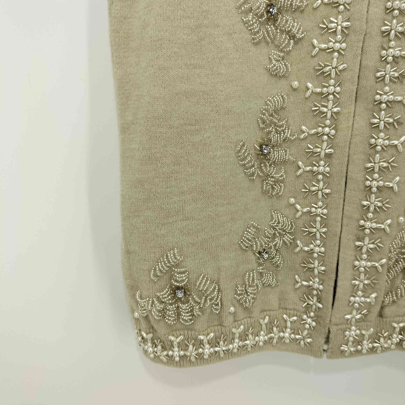 dahl ia(ダリア) KNIT BEADS VEST レディース  FREE 中古 古着 0304 ダリア dahl ia KNIT BEADS VEST レディース FREE - メルカリ
