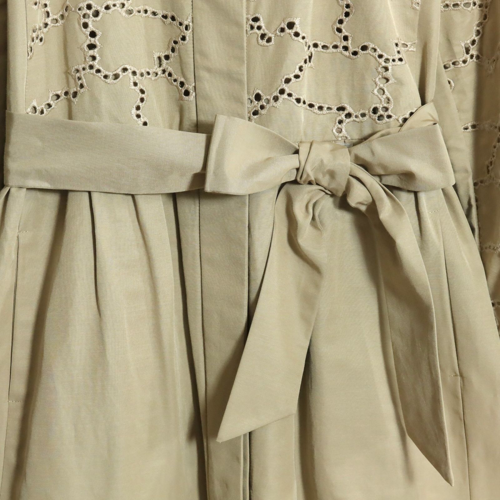 インゲボルグ★透かしカットワーク美コート★クロ９号